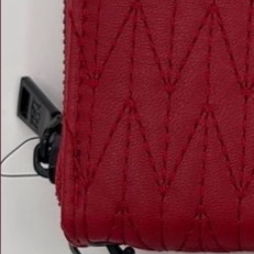 Flash Sale - Badgley Mischka Vegan Leather Wallet Wristlet Phone Pocket In Red - Picture 3 of 9